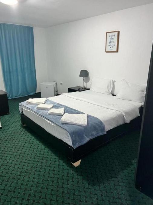 Bam Hotel Vama Veche Esterno foto