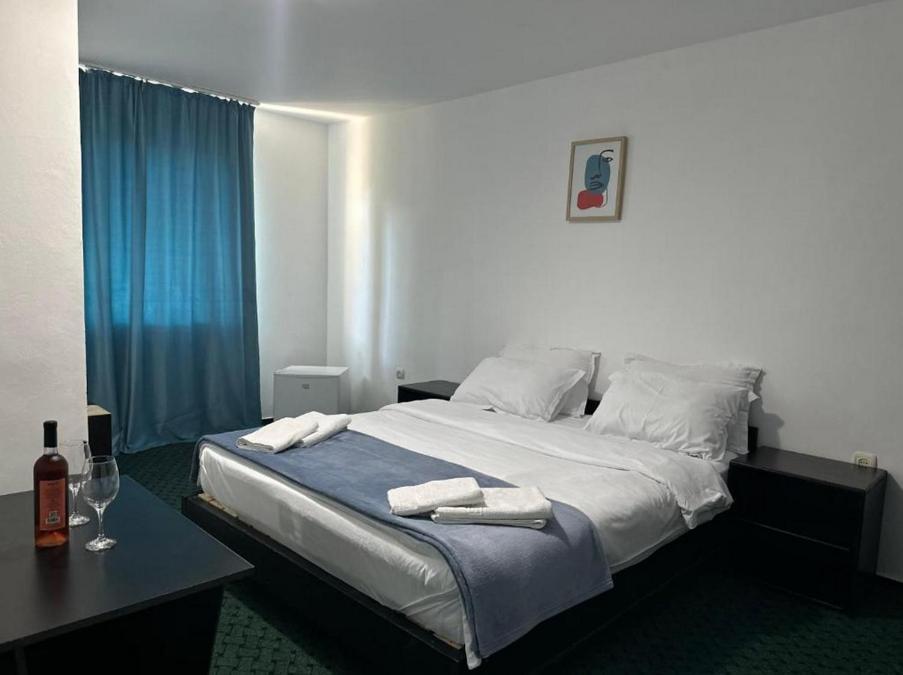 Bam Hotel Vama Veche Esterno foto